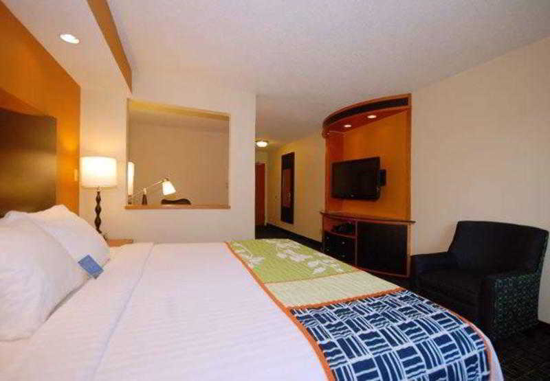 Fairfield Inn & Suites Canton North Canton Pokoj fotografie